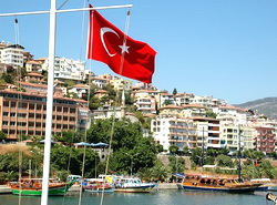 Иностранцы вскоре смогут подавать заявления на разрешение на работу в Турции через Интернет